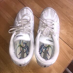 Kaepa Cheerleading White Shoes Size 7